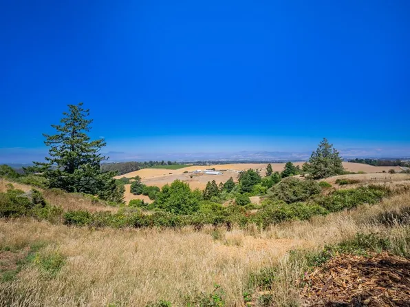 5225 Burnside Road, Sebastopol, CA 95472