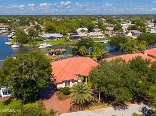 8 OLD OAK Drive N, Palm Coast, FL 32137