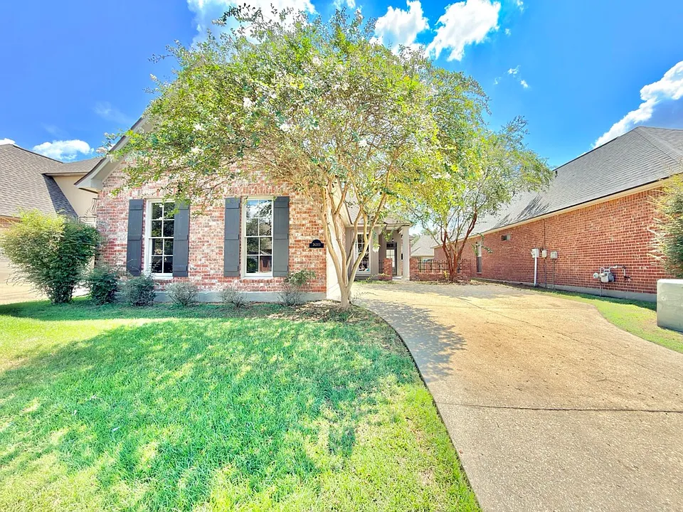 36303 E Pine Grove Ct