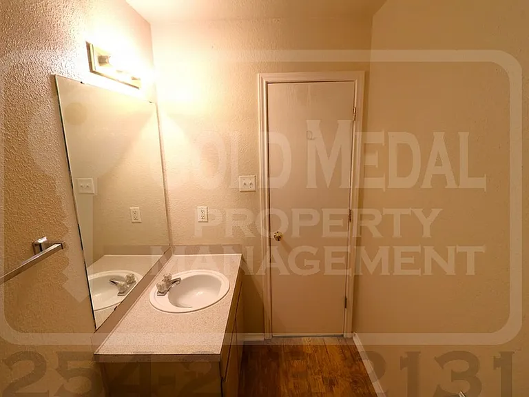 4408 Jeff Scott Dr — Photo 8