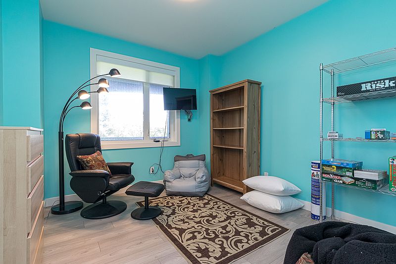 Saanich House for rent - 3 Bedrooms — photo 41