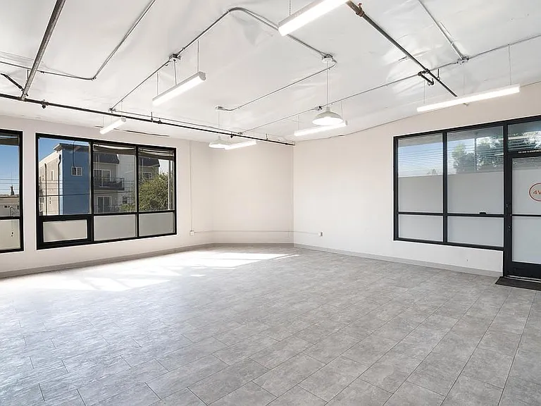 5265 Fountain Ave #2 — Photo 4