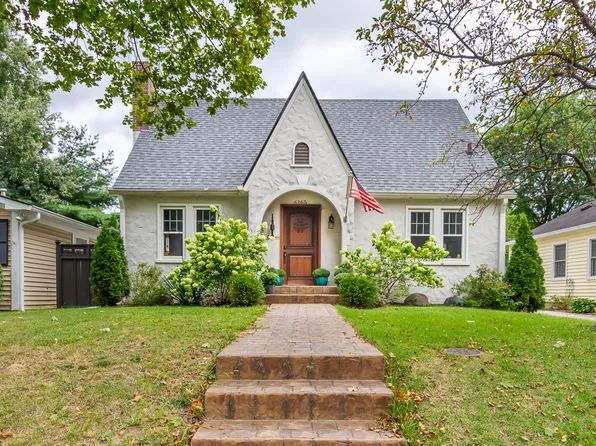 6165 Kingsley Dr, Indianapolis, IN 46220