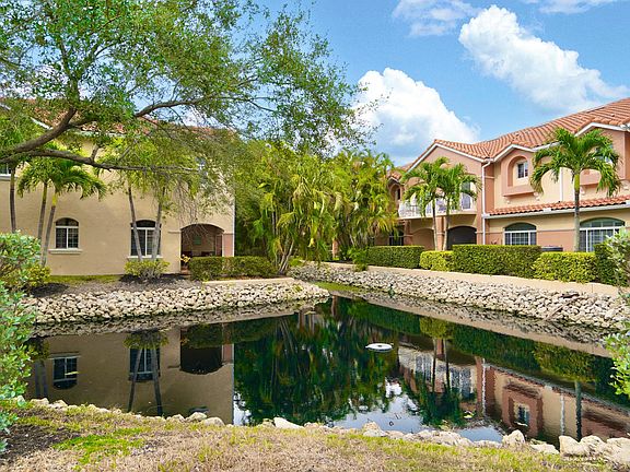 3rd image of 6217 Vista Verde Dr W