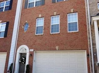 4963 Vail Ridge Ln, Fairfax, VA 22030