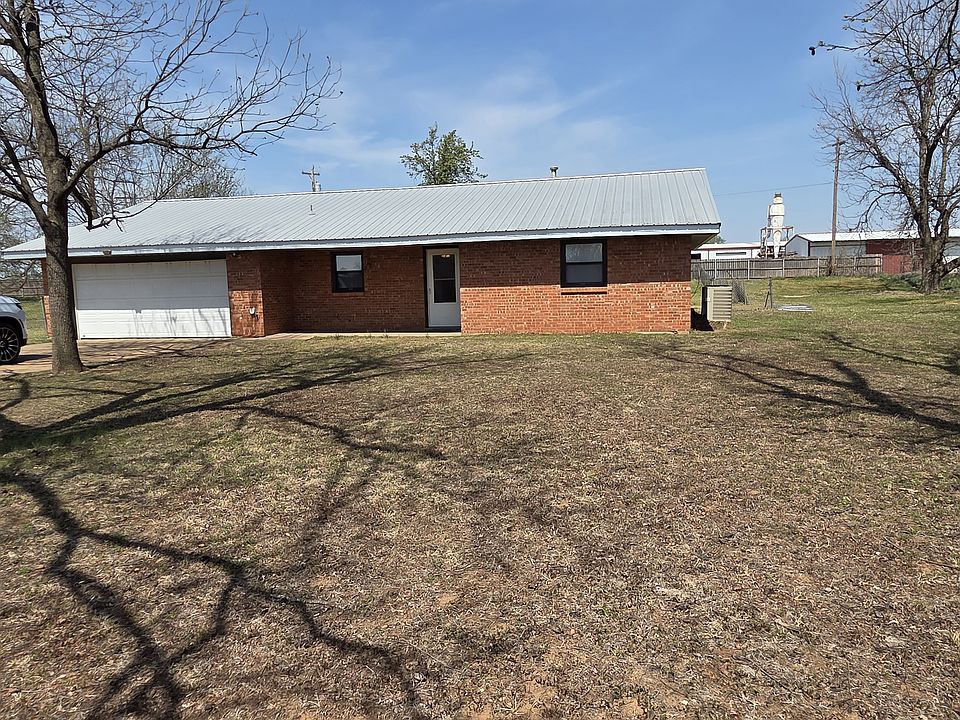1st image of 610 Kirby Ln