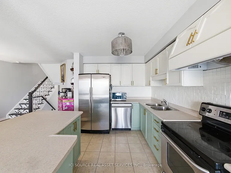 163 Livingston Ave #22 — Photo 8