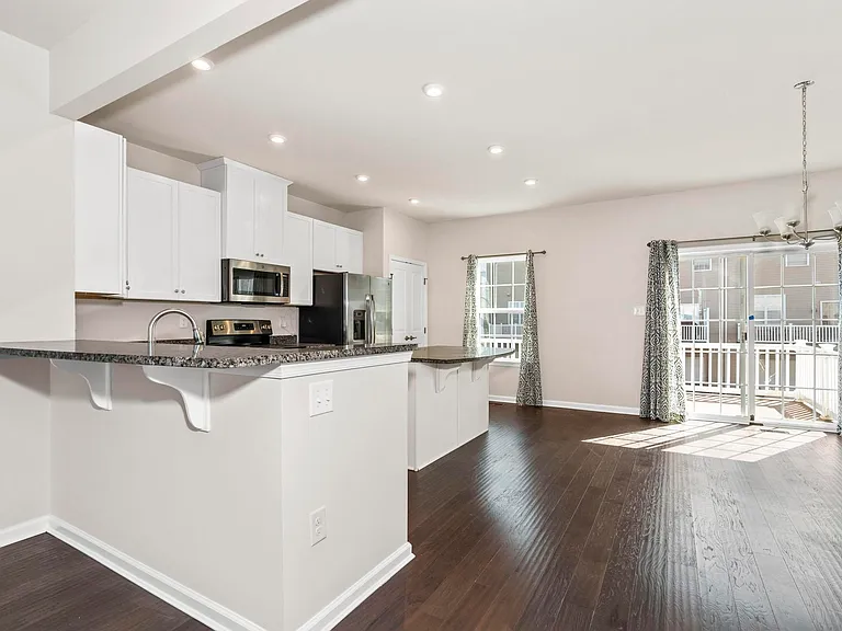 100 Merrimac Ave — Photo 7