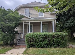 1222 N Main St, Oshkosh, WI 54901