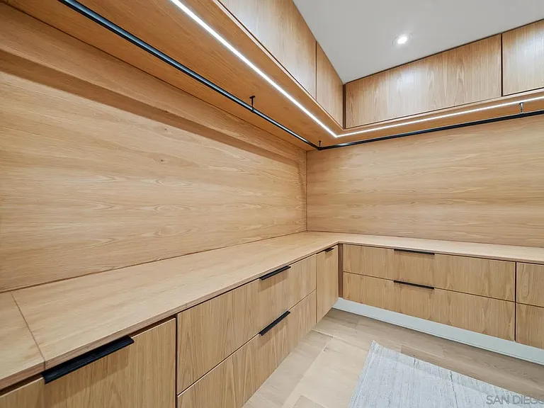 7376 Fay Ave — Photo 27