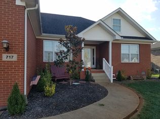 717 Sugarberry Ave, Bowling Green, KY 42104