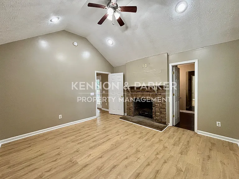 503 Lake Condy Rd — Photo 15