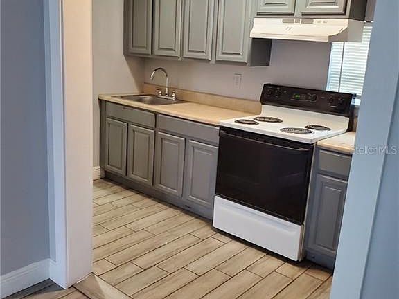 4th image of 1908 N Mitchell Ave #B