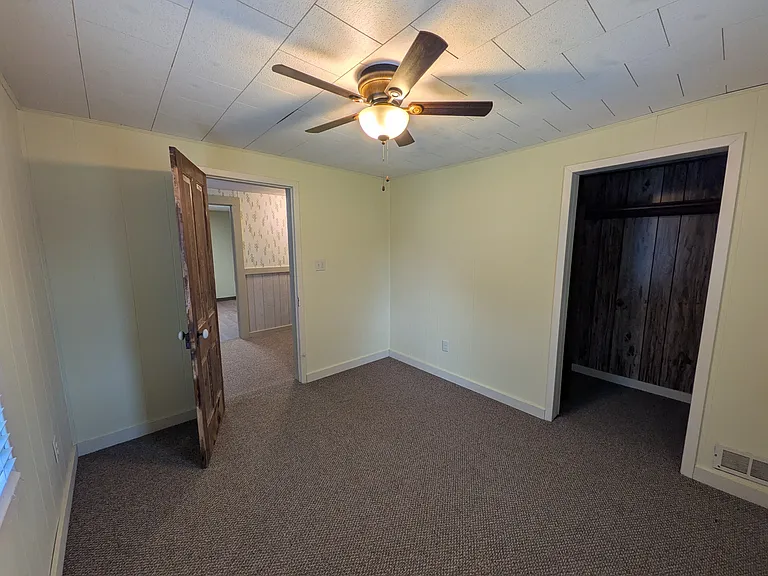 1033 Nash St — Photo 9