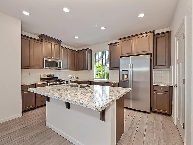 3013 Mohawk Way — Photo 5