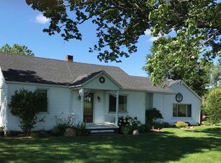 6700 W Parmalee Rd, Middleville, MI 49333