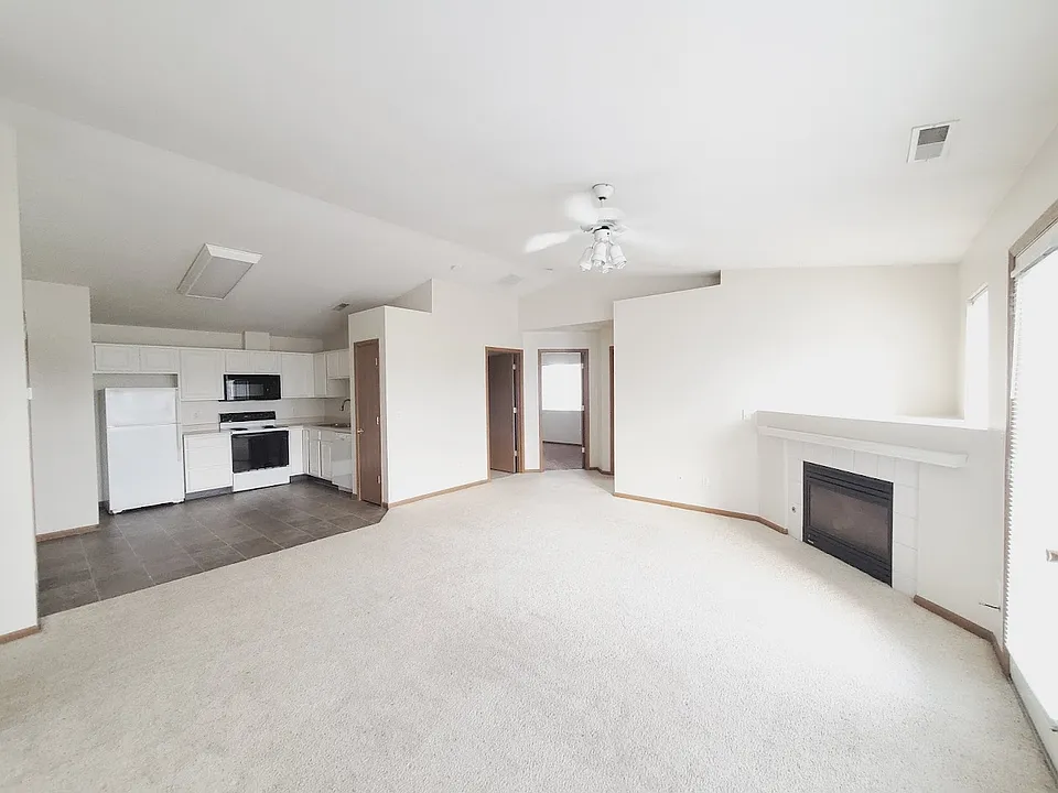 1200 Murray St NE #10