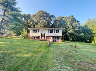 30 Ruby St, Rockwell, NC 28138