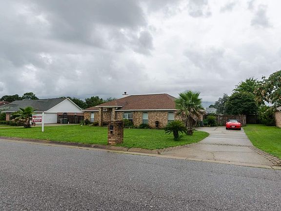 4th image of 5041 Chandelle Dr