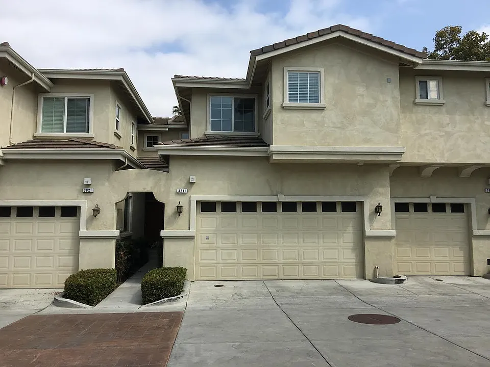 3811 Peebles Pl