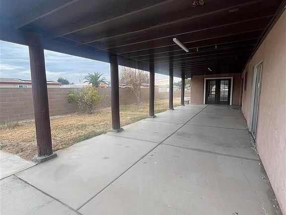 5th image of 1405 E La Madera Dr