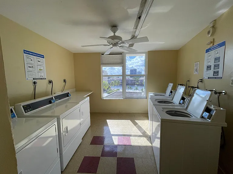 3800 S Ocean Dr #410 — Photo 11