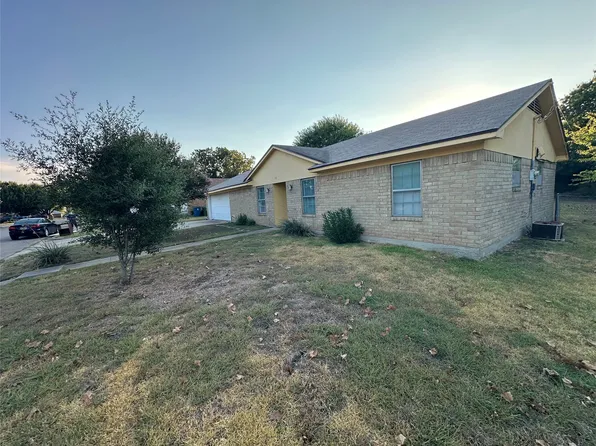 713 Rolling Hills Dr, Hewitt, TX 76643