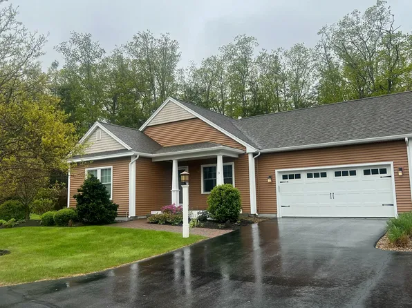 3 Dipper Road #29, Cape Elizabeth, ME 04107