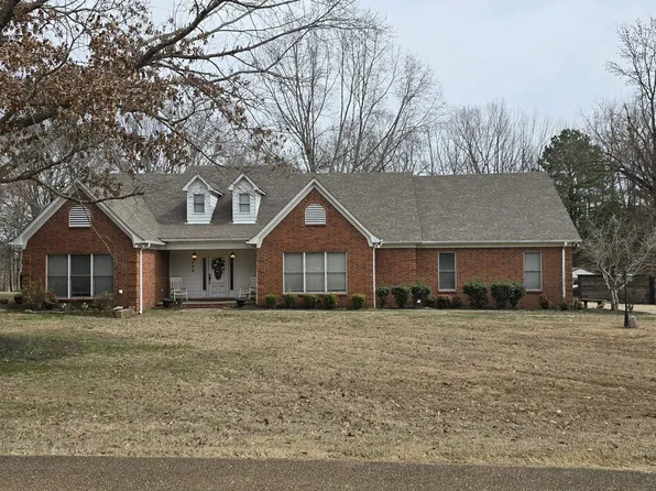 170 Casey Dr, Rossville, TN 38066