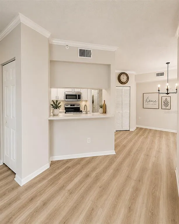 2 bed, 2.0 bath, 1192 sqft, $1,790 — Photo 4
