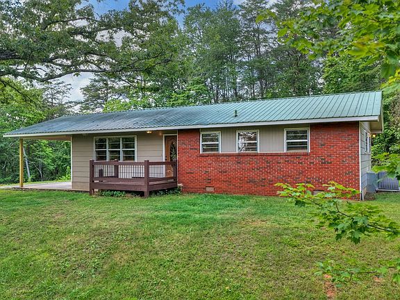 3rd image of 281 Pantertown Cir