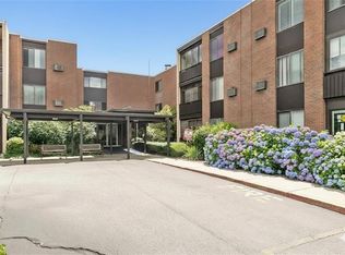 401 Bellevue, Newport, RI 02840