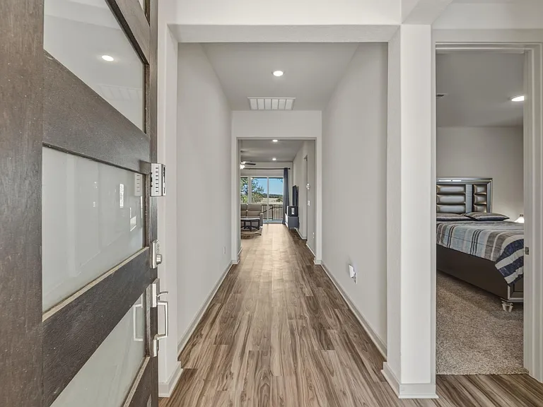 1640 Flying Horseshoe Bnd — Photo 2