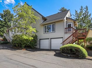 371 NE Village Squire Ave, Gresham, OR 97030