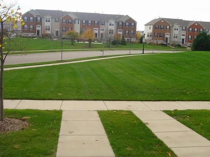 4268 Drexel Ave — Photo 2