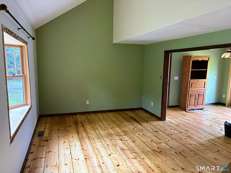 47 Comstock Ave — Photo 4