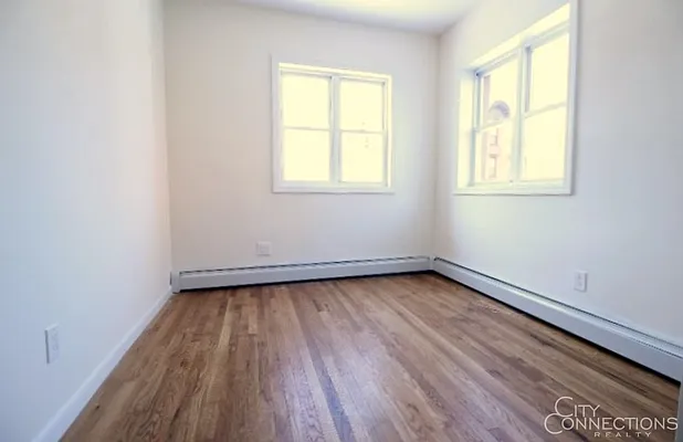 Rented by City Connections Realty | media 26