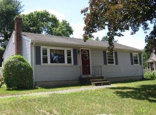 132 Pondview Dr, Ludlow, MA 01056