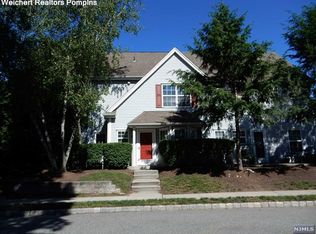 4501 Tudor Dr, Pompton Plains, NJ 07444