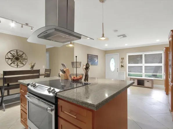 3400 Linden Dr, Sarasota, FL 34232