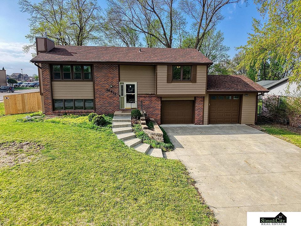 1st image of 14411 Castlewood St