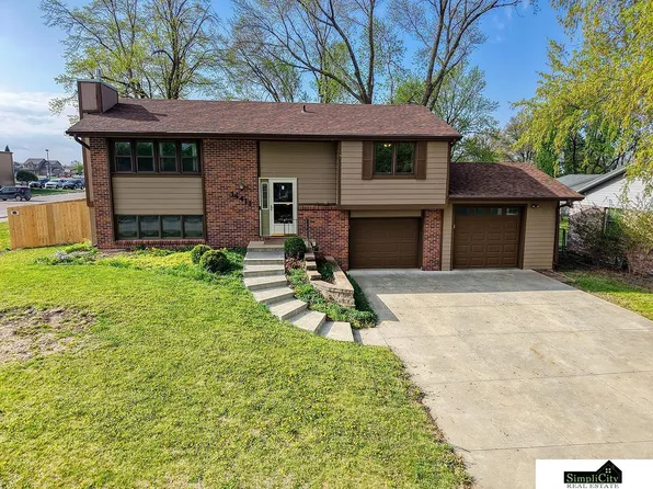 14411 Castlewood St, Waverly, NE 68462