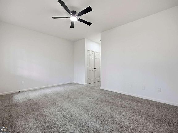 5th image of 620 Coligny Ct