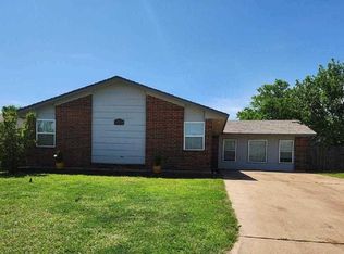 609 SW 60th St, Lawton, OK 73505