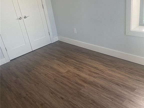 4th image of 5202 Avenue N #2A