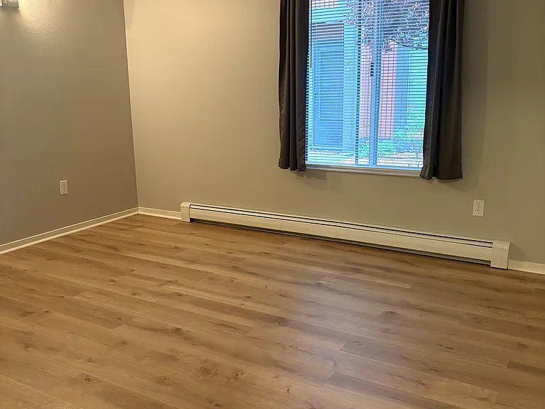 1155 Lakeside Dr #502 — Photo 7