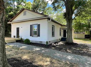 985 N Main St, Gray Court, SC 29645