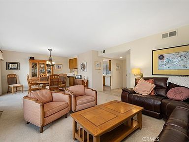 2512 E Willow St UNIT 206, Signal Hill, CA 90755 | Zillow