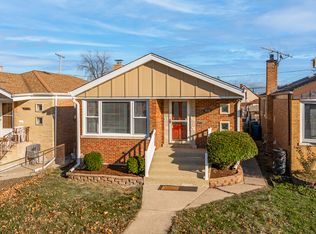 7725 Mayfield Ave, Burbank, IL 60459