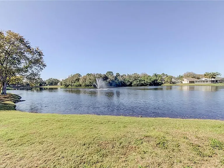 9015 Southbay Dr — Photo 10